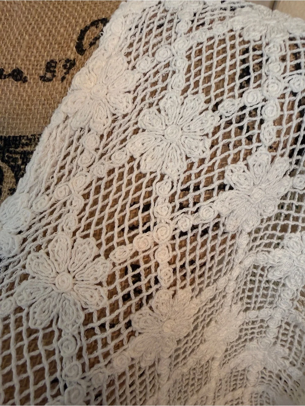 Coco + Carmen White Flower Crochet V-Neck Tunic One Size - Picture 5 of 12